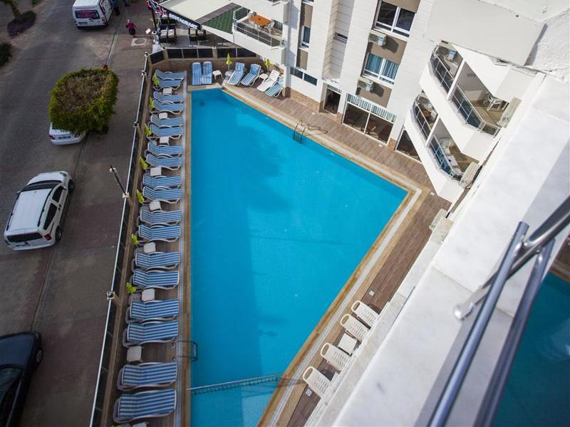 Boreas Suit Hotel Аланя Екстериор снимка