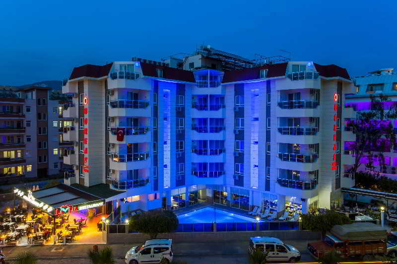 Boreas Suit Hotel Аланя Екстериор снимка