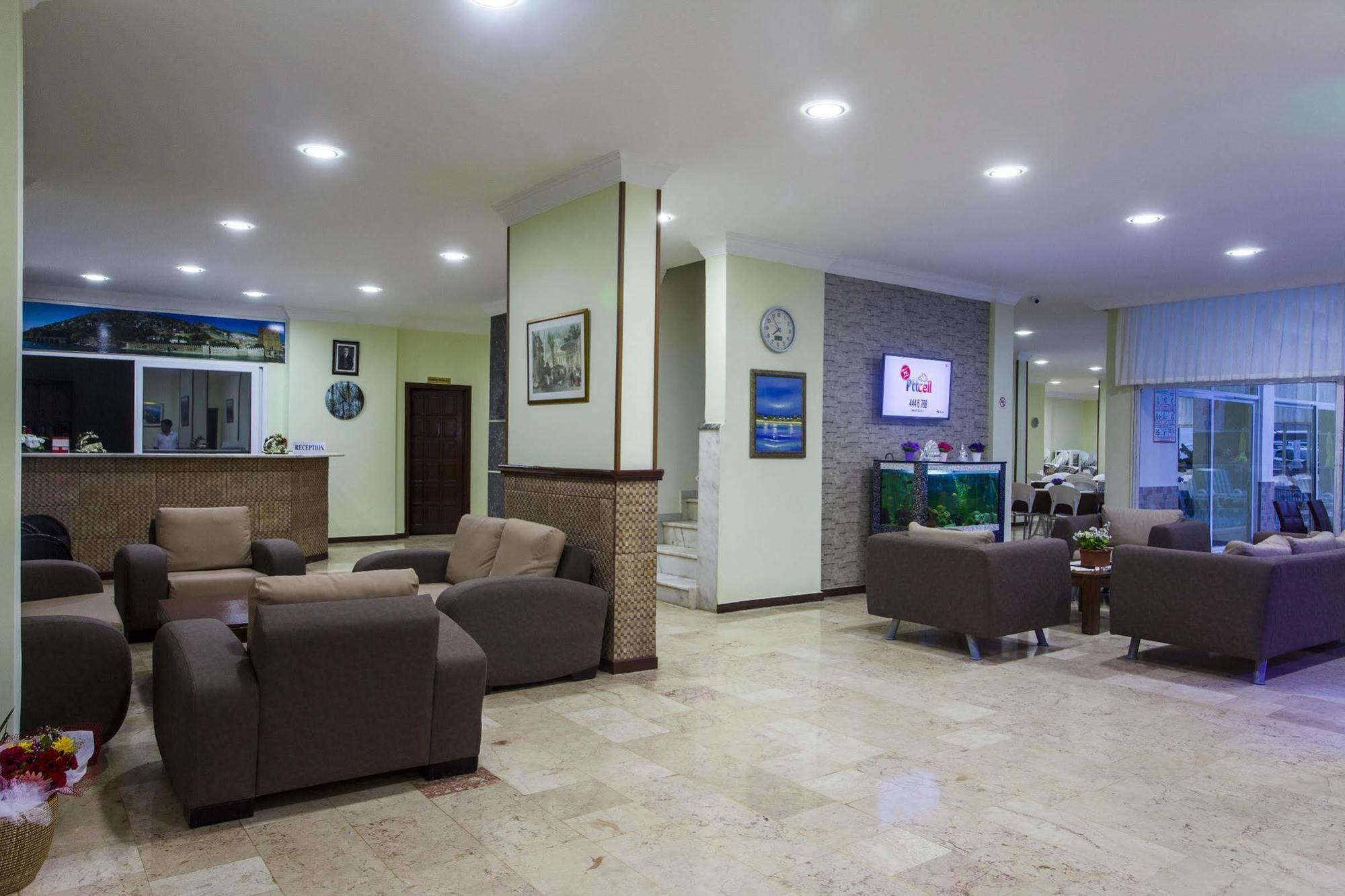 Boreas Suit Hotel Аланя Екстериор снимка